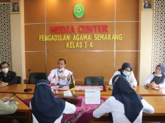 Koordinasi Petugas PTSP dan Posbakum Pengadilan Agama Semarang
